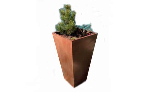 Pot pyramidale en acier Corten